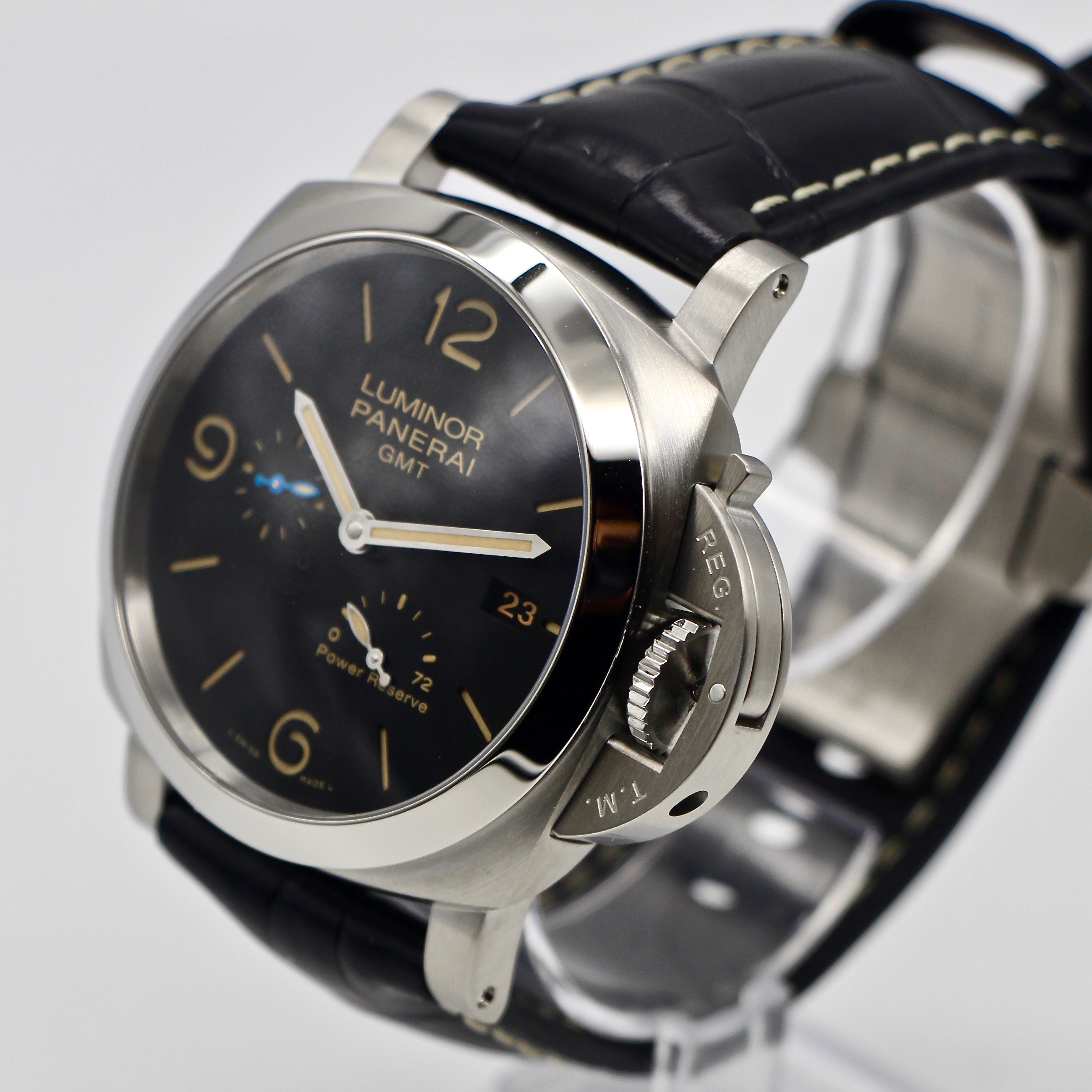 Panerai Luminor 1950 3 Days GMT Power Reserve Automatic